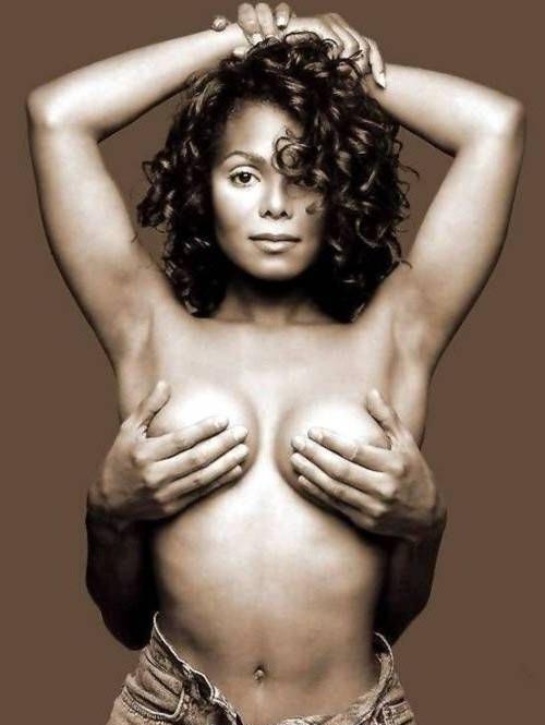 Janet Jackson hot !